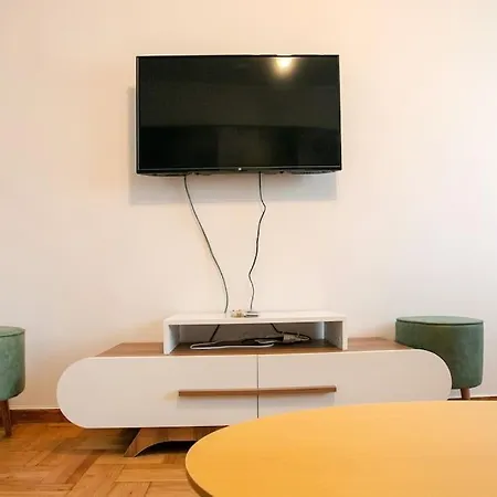 Stylish And Comfortable Apartment